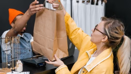 Cadeaubonnen verkopen in je webwinkel: zo richt je dat goed in